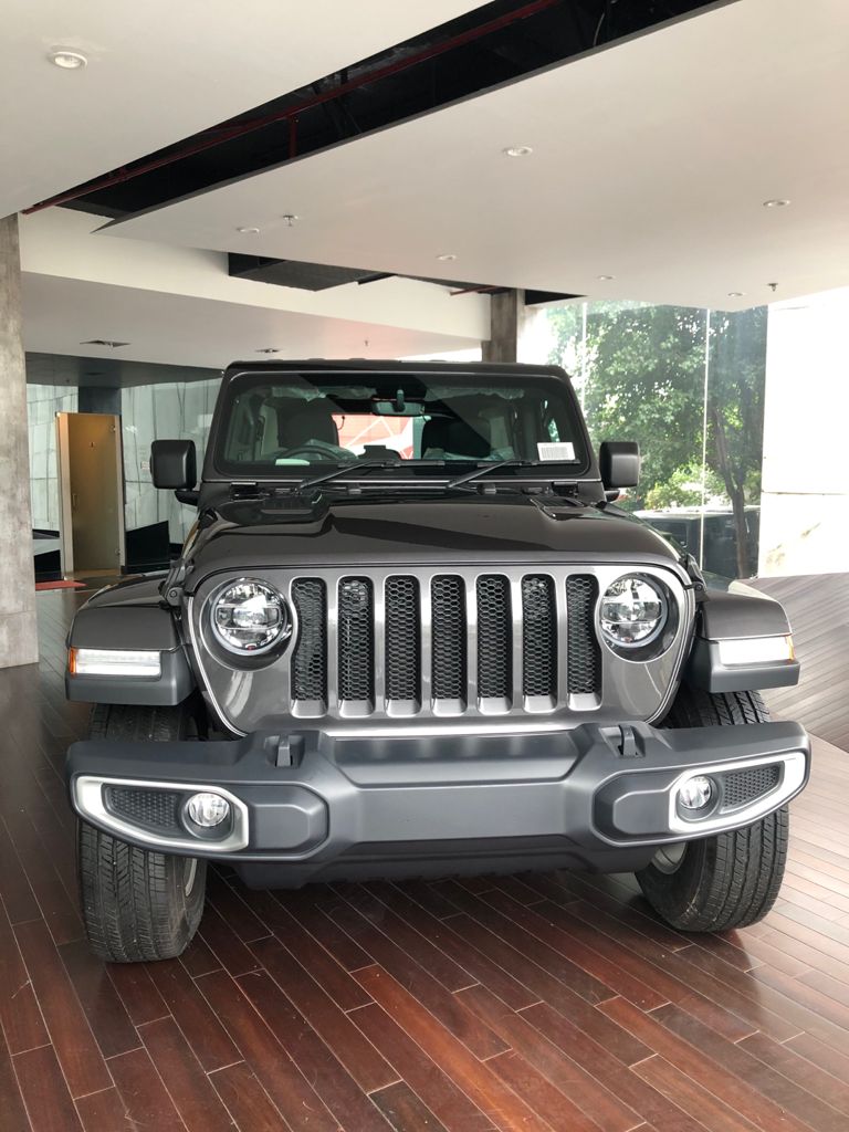 jeep wrangler sahara